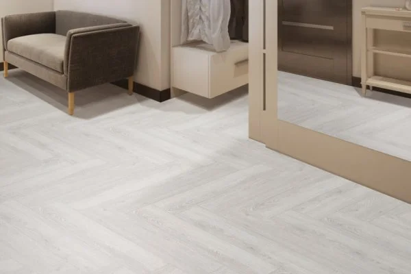 Виниловый пол Floor Factor Herringbone White Smoke Oak в Нижнем Тагиле