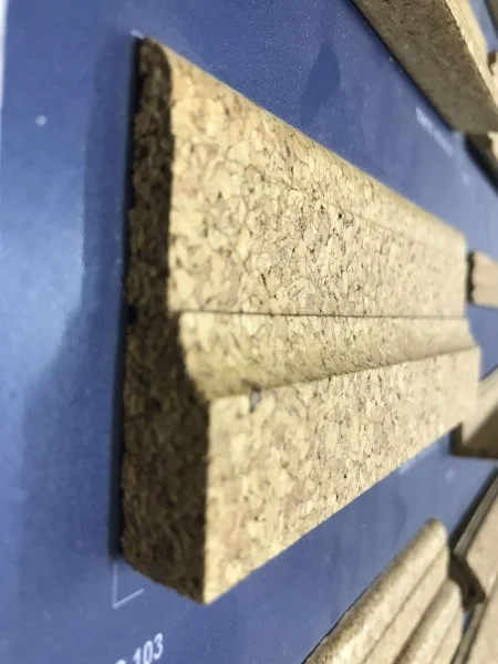 Плинтус пробковый ArtCorkDesing С 103 лакированный 12х65х910 мм в Нижнем Тагиле