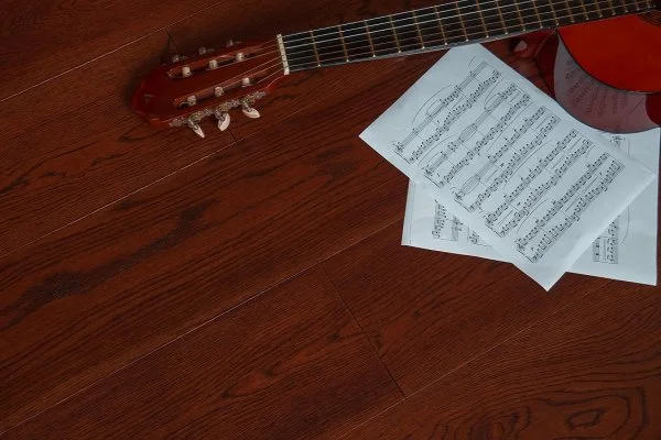 Массивная доска Аmber Wood Дуб шоколад браш лак 18*120*300-1800 мм в Нижнем Тагиле