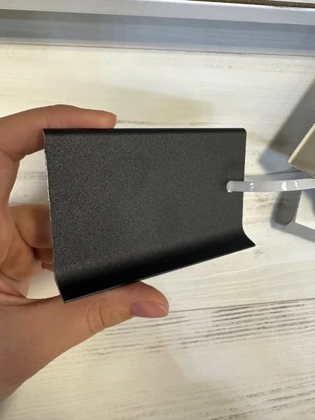 Алюминиевый плинтус Bonkeel ПЛ80 515л Черный (78,5х11,2х2500мм) в Нижнем Тагиле