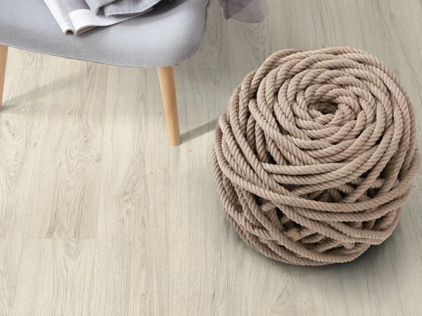 Ламинат Egger PRO 10/33 4V Дуб Азгил белый EPL153 в Нижнем Тагиле