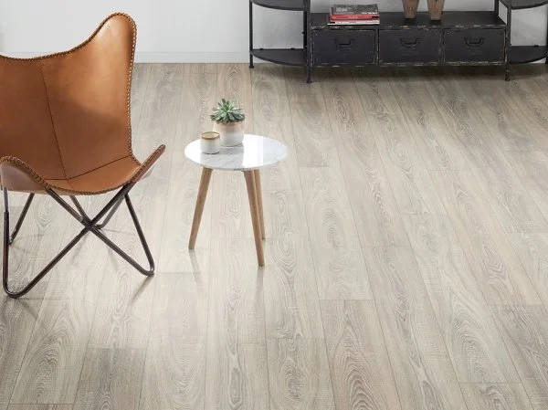 Ламинат Egger PRO 8/33 4V Дуб Бардолино серый EPL036 в Нижнем Тагиле