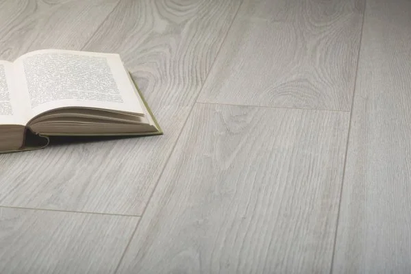 Ламинат Kronopol Platinium Milo Aqua Block 3034 Ferrara Oak в Нижнем Тагиле