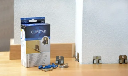 Клипсы для плинтуса Tarkett (50 шт.) в Нижнем Тагиле