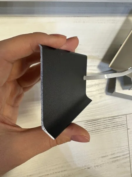 Алюминиевый плинтус Bonkeel ПЛ80 515л Черный (78,5х11,2х2500мм) в Нижнем Тагиле